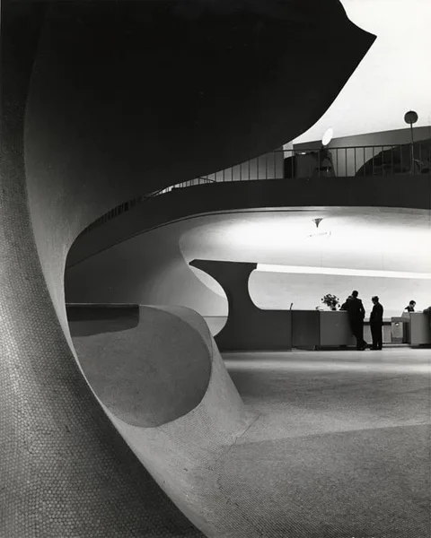 beautiful structure of the john kennedy airport