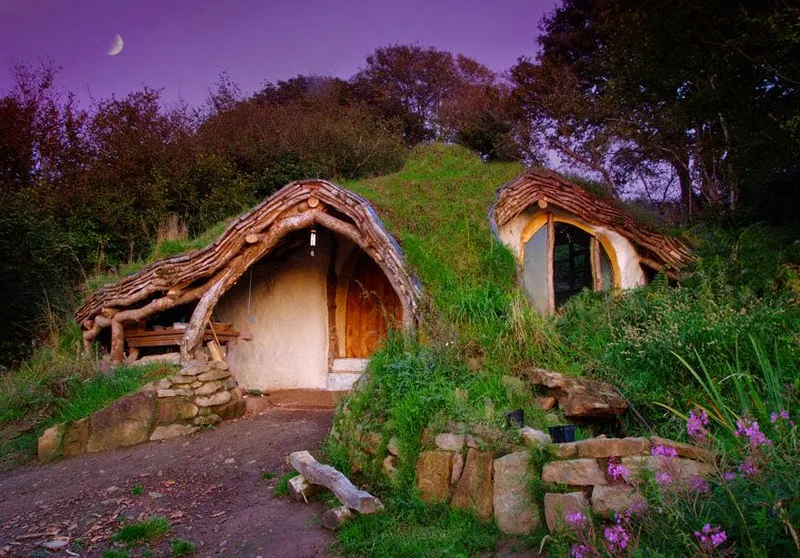 10 Best and Most Amazing Cave Houses