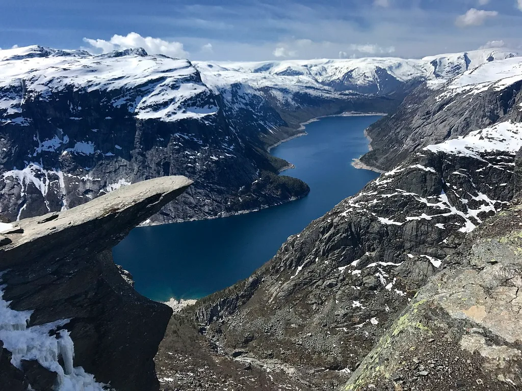 View from Trolltunga, Troll's Tongue