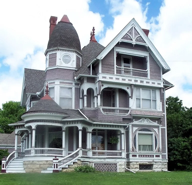 Fairfield building in the Queen Anne style