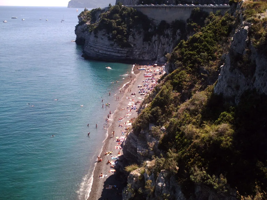 Lido delle Sirene is a lovely beach in Bergeggi
