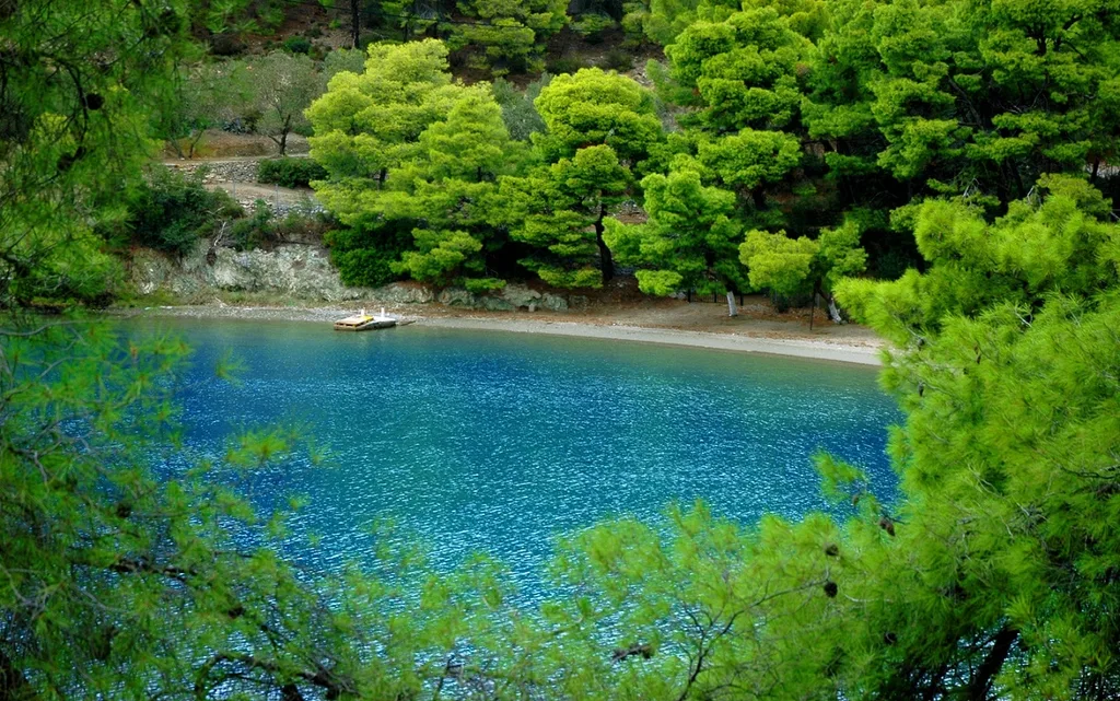 A hidden beach on Poros in Greece