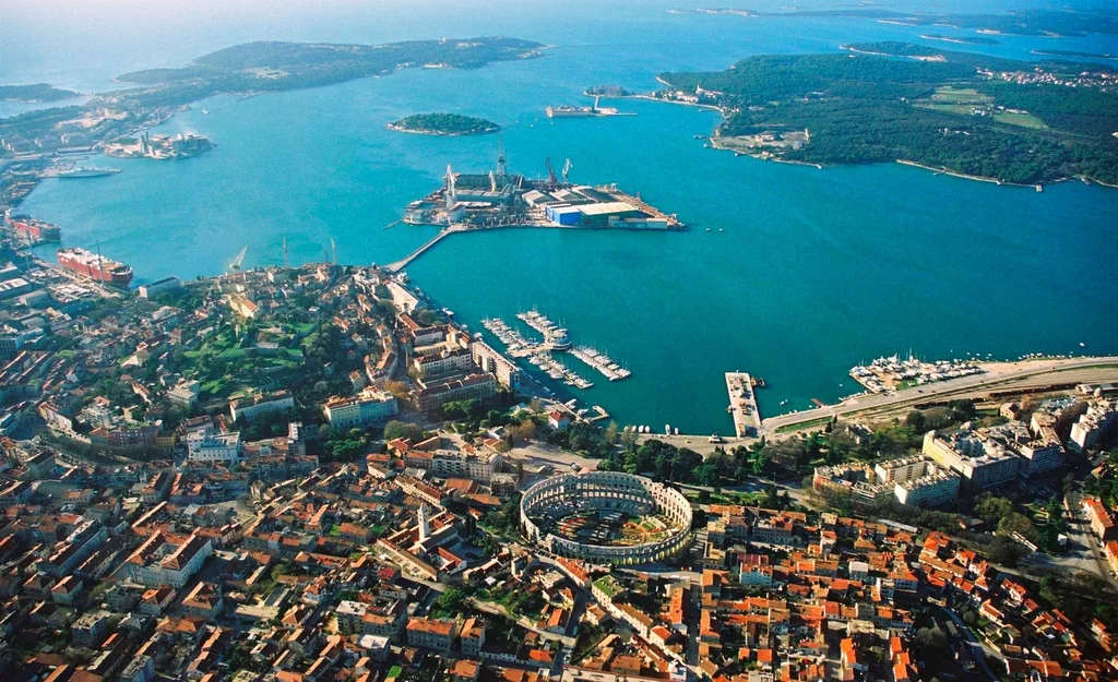 The Administrative Center of Pula and its Port