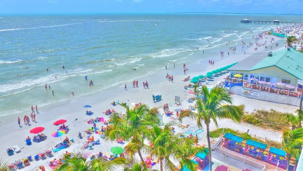 Fort Myers beach bars are very popular