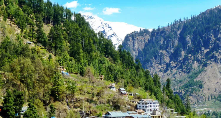 Summer Hills in Shimla are beautiful