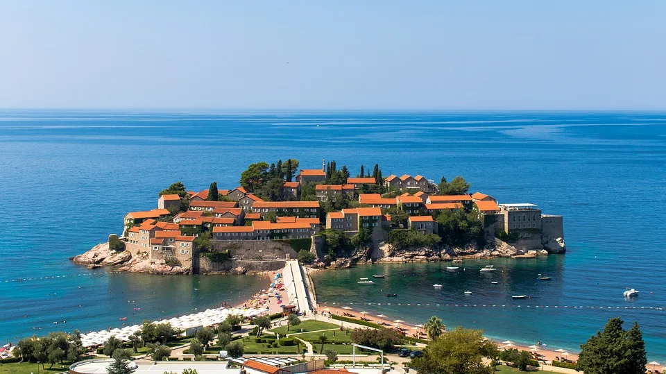 Sveti Stefan Beach Guide