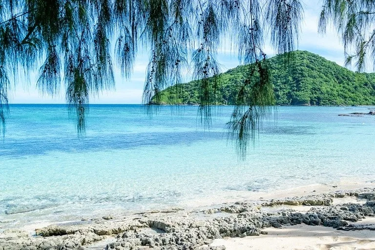 Crystal-clear waters of Fiji