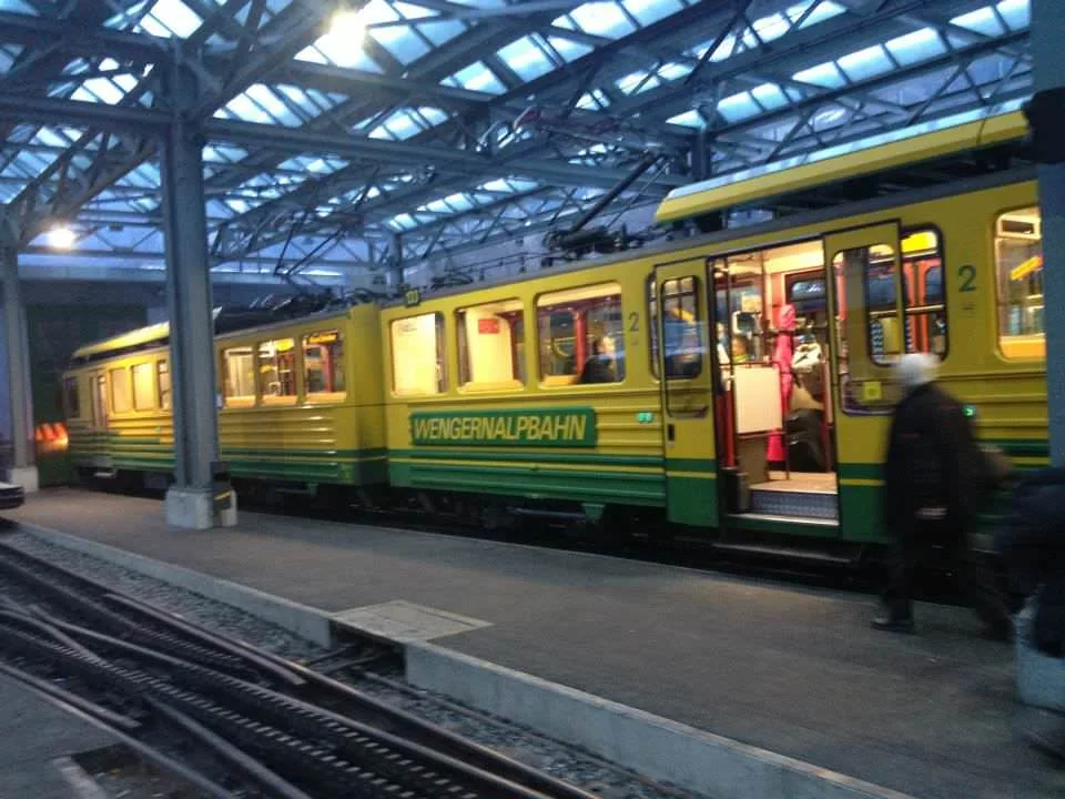 Jungfrau ski region - Interlaken Ost station