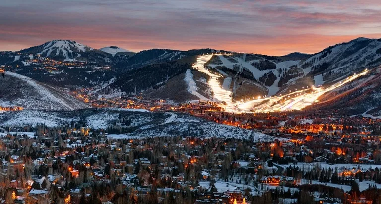 A night sky over Park City