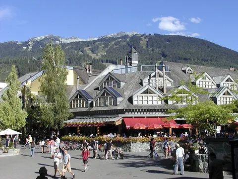 thedropin whistler canada 02