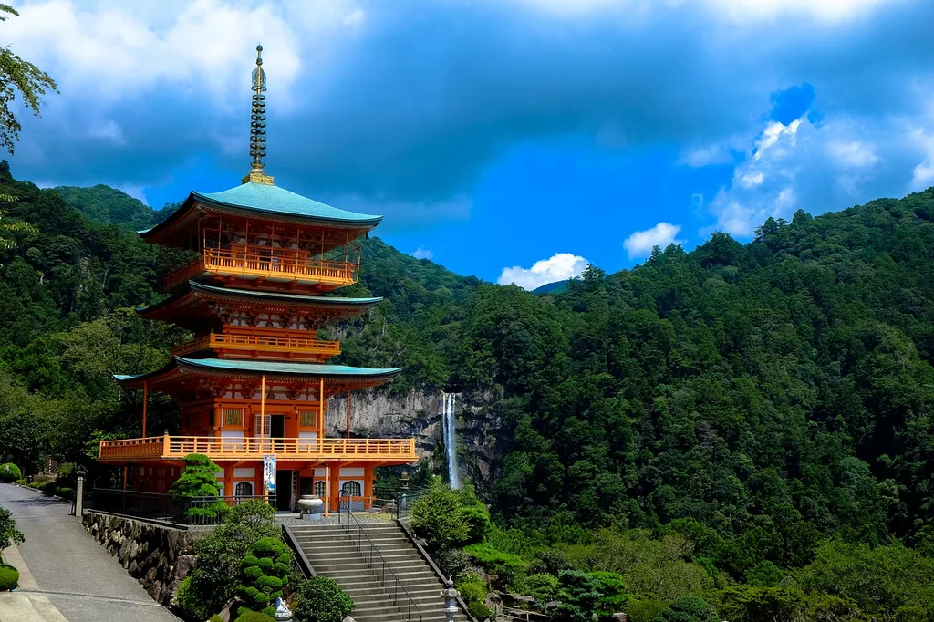 Rich tradition of Japan is mirrored in its temples