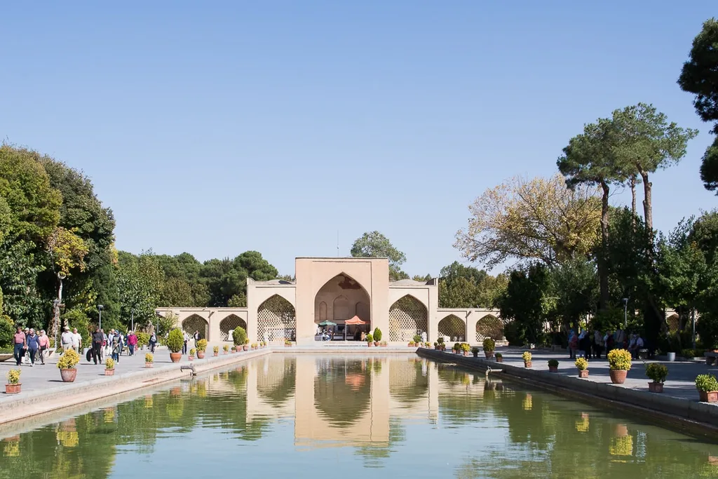 MATOUS-Esfahan-001-11