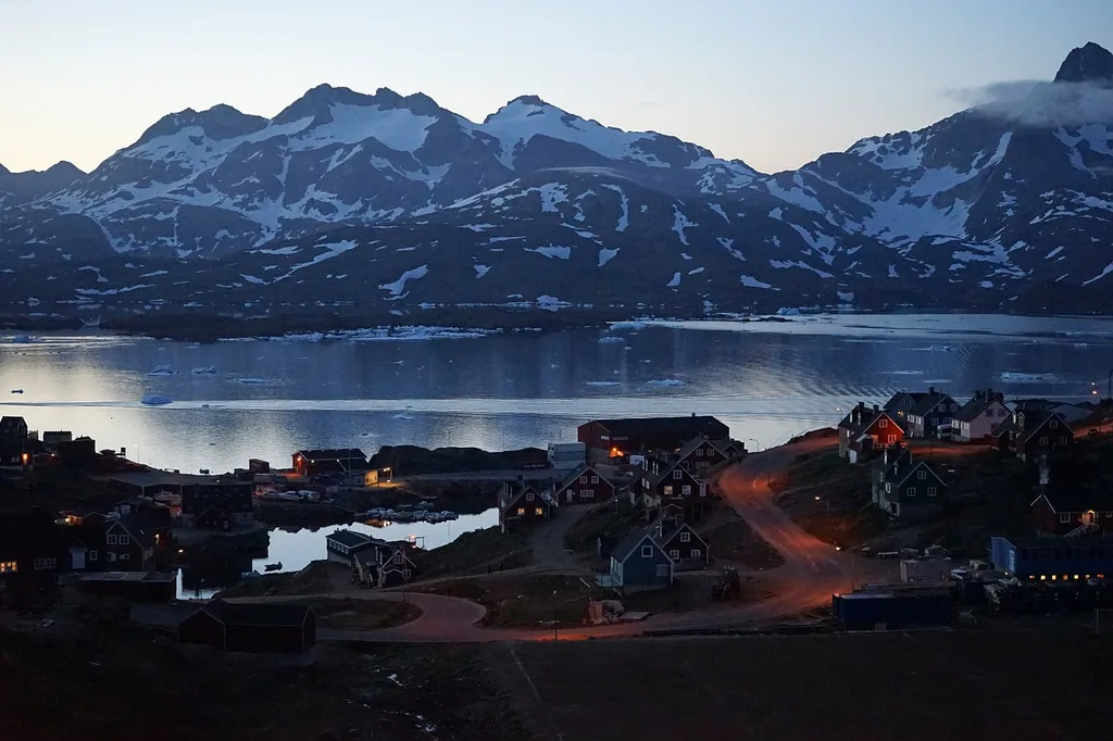Night in a Greenlandic village