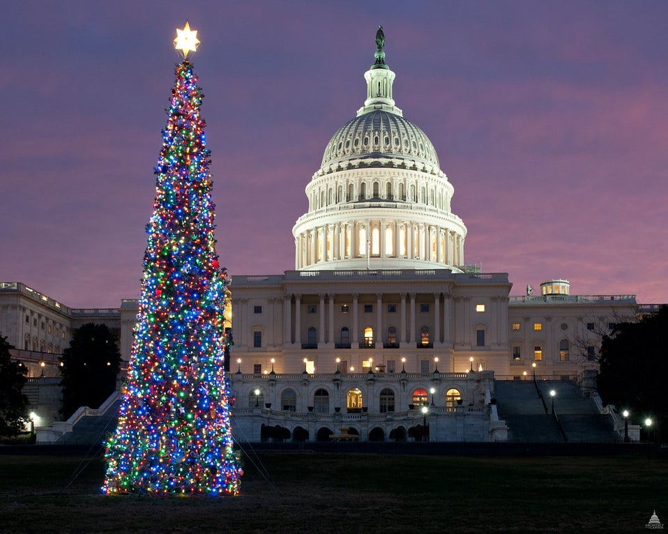 Best places to visit for Christmas in USA : Washington